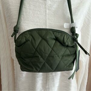 NWT Vera Bradley Black Crossbody Bronze Green